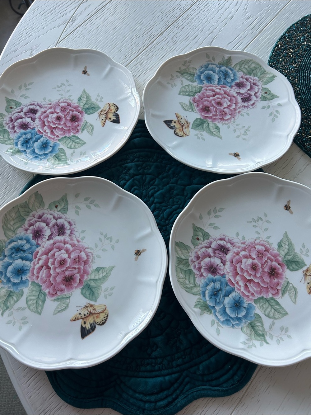 Lenox Butterfly Meadow Hydrangea Floral Porcelain Dinner Plates - Pink & Blue